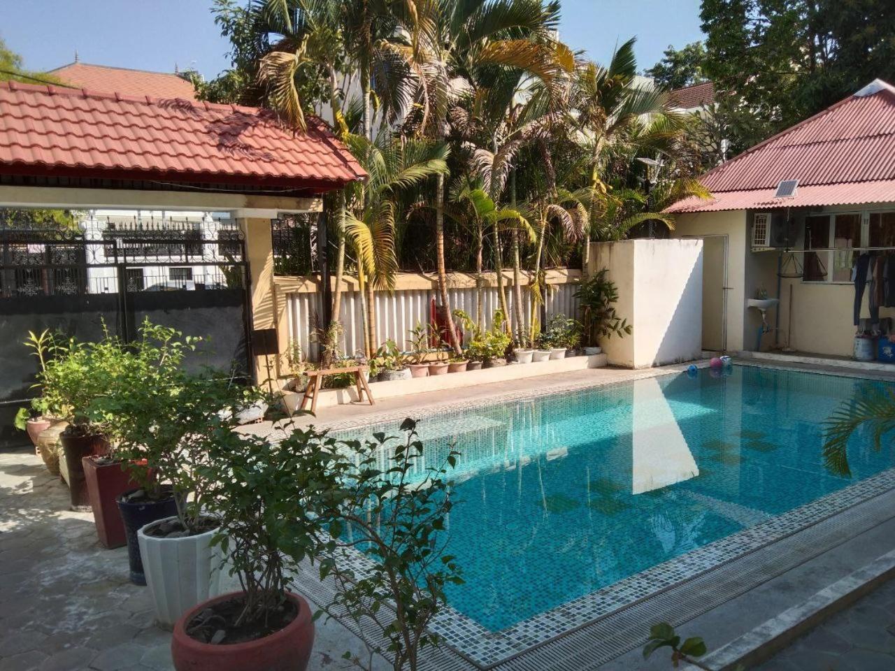 Room 7 - Studio In A Villa 5Mn Walk From The Royal Palace With Swimming Pool Phnom Penh Bagian luar foto